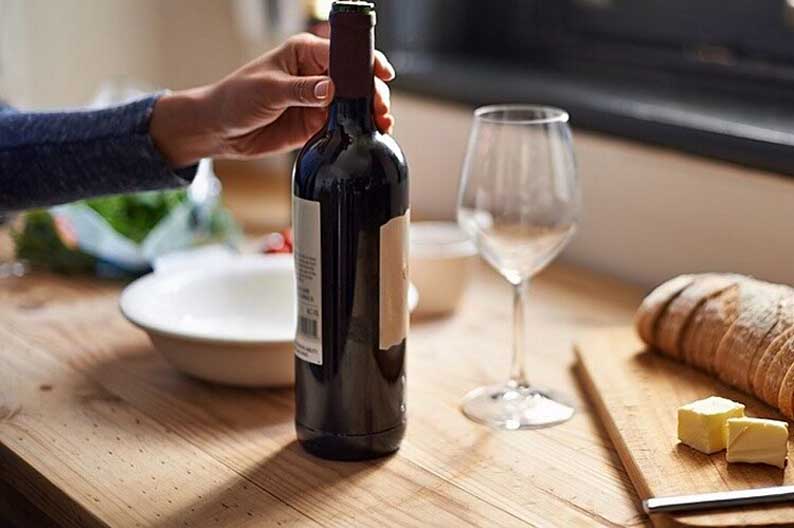 Как правильно хранить открытое вино: сроки годности